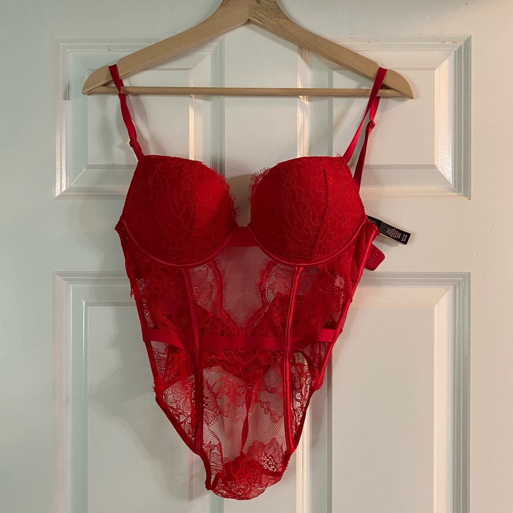 NWT Victoria’s Secret Bombshell body suit